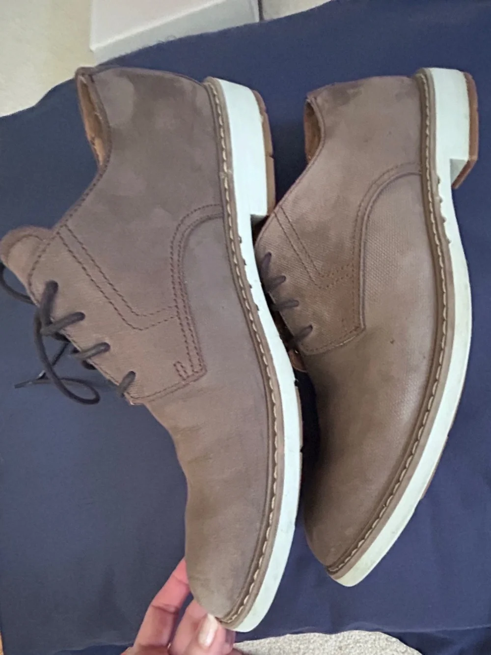 Clarks collection nubuck derby shoe 9